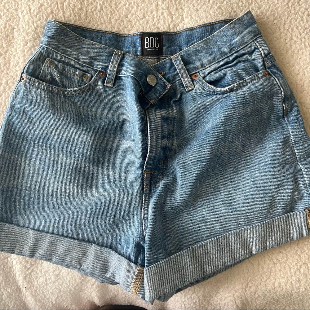 BDG paperbag shorts